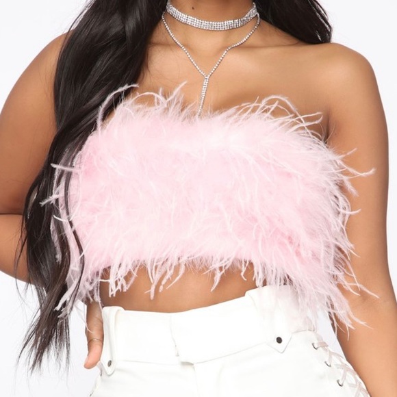 Fashion Nova Tops - FAUX FUR/FEATHER Pink Tube Top Cropped 🦋